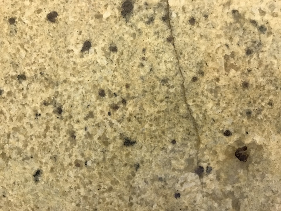 Colonial Gold Granite Countertops - Image 3