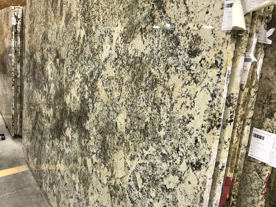 Netuno Gold Granite Countertops - Image 3