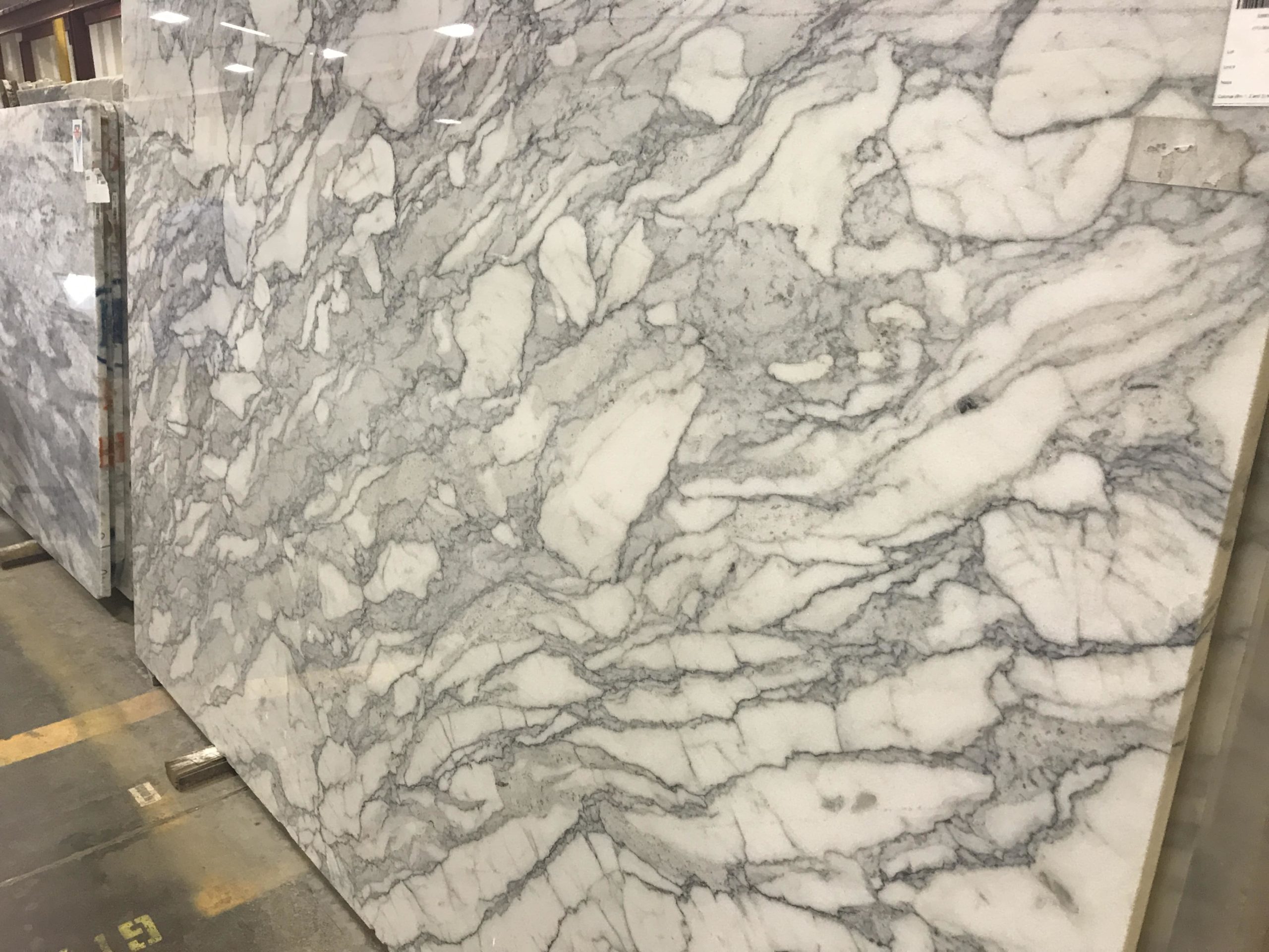 Calcatta Australiano Marble Countertops - Image 3