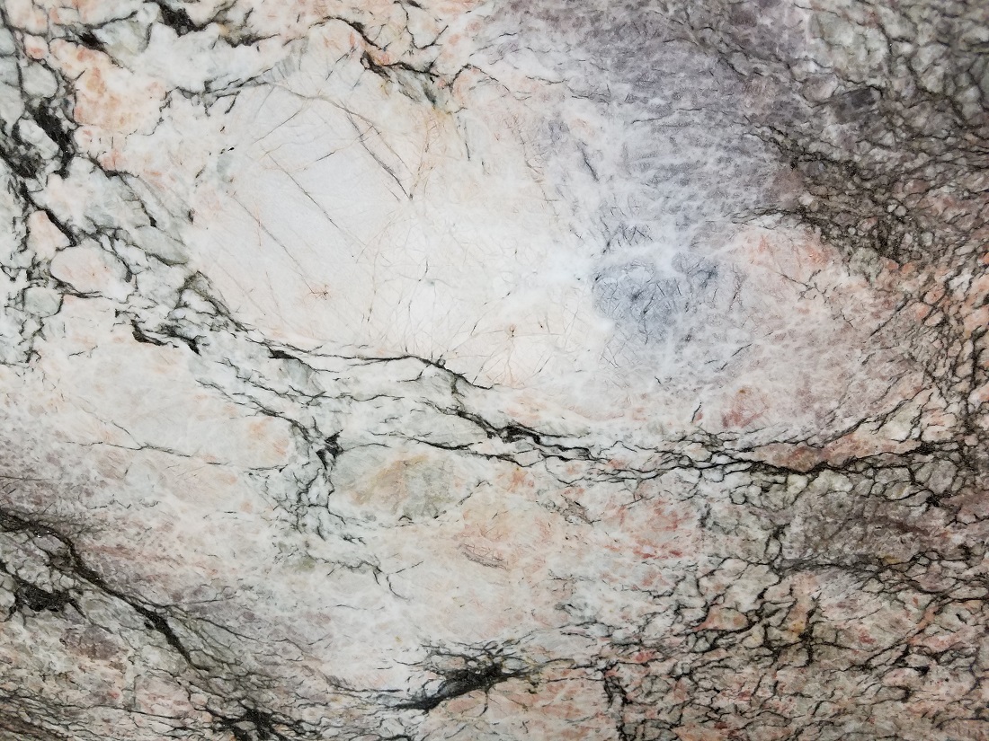 Unikus Granite Countertops - Image 2